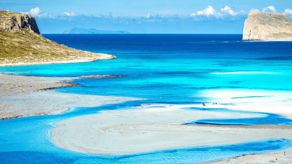 Your Ultimate 2024 Guide to Renting a Boat in Chania